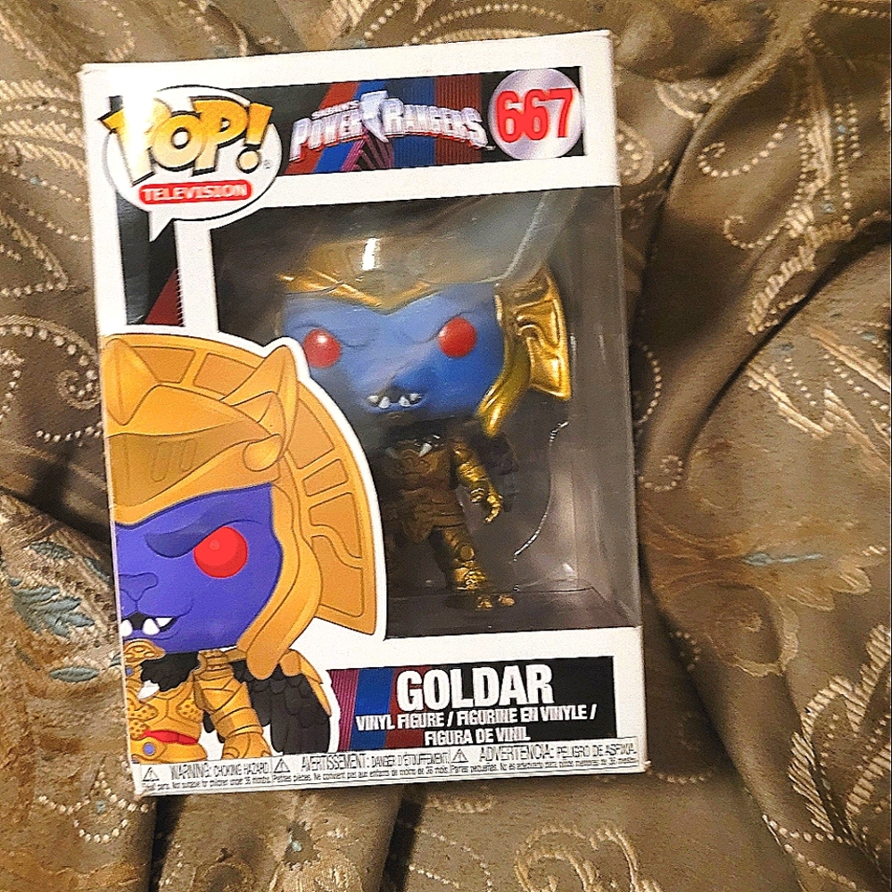 Pop Television. Power Rangers GOLDAR..